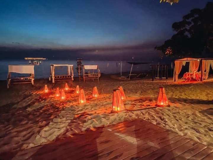 Brazaville Beach Resort Hinoba-an Luaran gambar